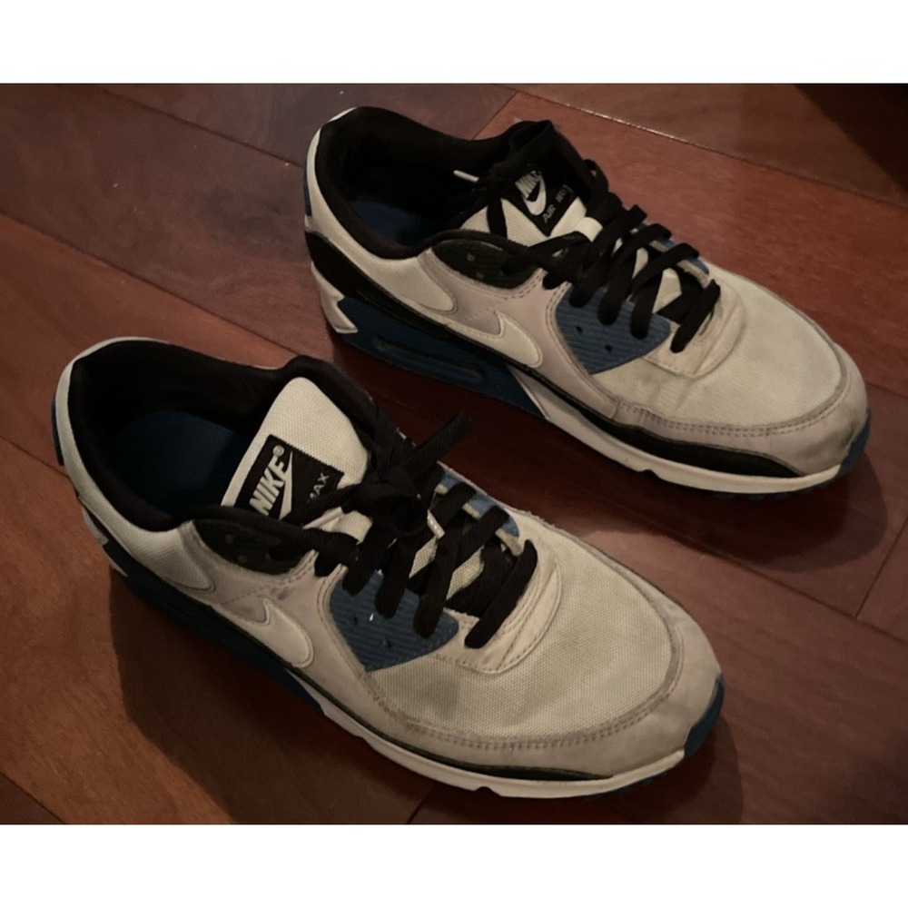 Nike Air Max 90 White Blue Grey Black Shoe Men's Size 11.5 FB9658-002